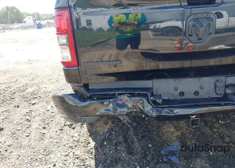 2020 Ram 1500 Big Horn 4X4 5'7 Box z USA, uszkodzony, nr VIN 1C6SRFFT4LN331181